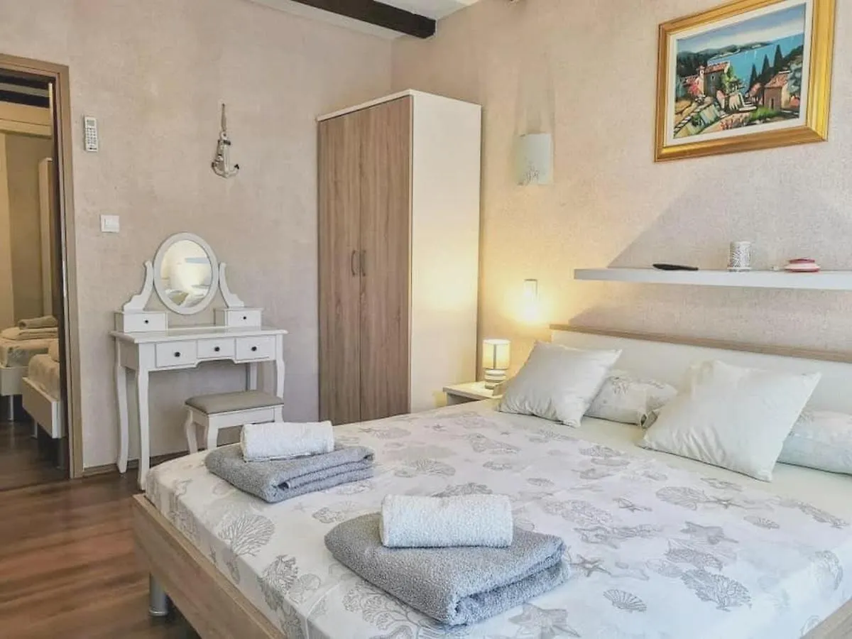 Apartments Palma Bed & Breakfast Medulin 3*,